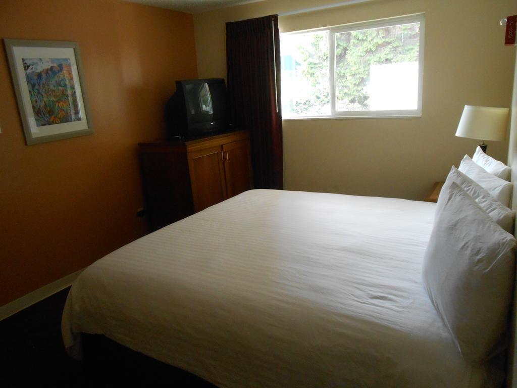 Sunrise Garden Suites Tukwila Εξωτερικό φωτογραφία