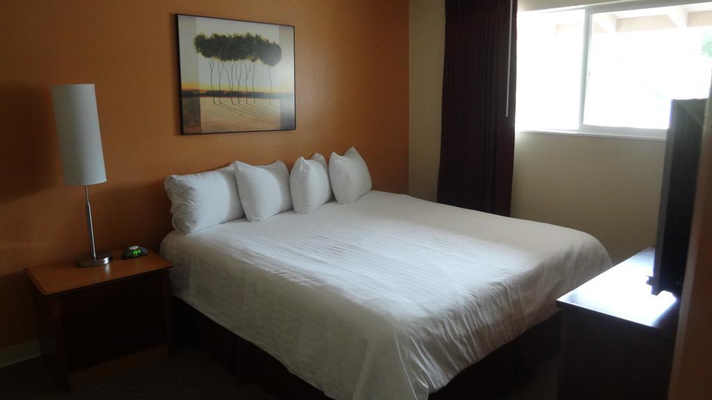 Sunrise Garden Suites Tukwila Εξωτερικό φωτογραφία