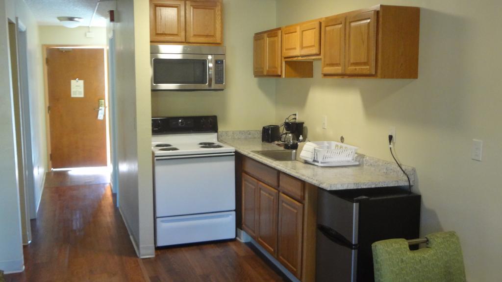 Sunrise Garden Suites Tukwila Εξωτερικό φωτογραφία