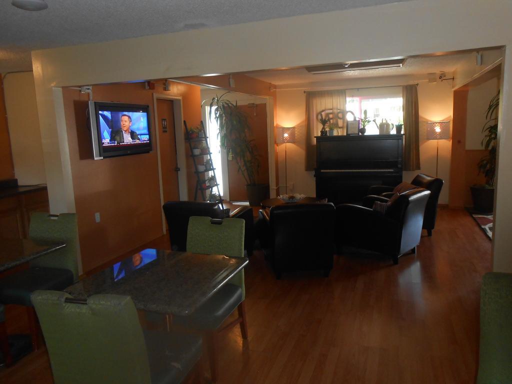 Sunrise Garden Suites Tukwila Εξωτερικό φωτογραφία