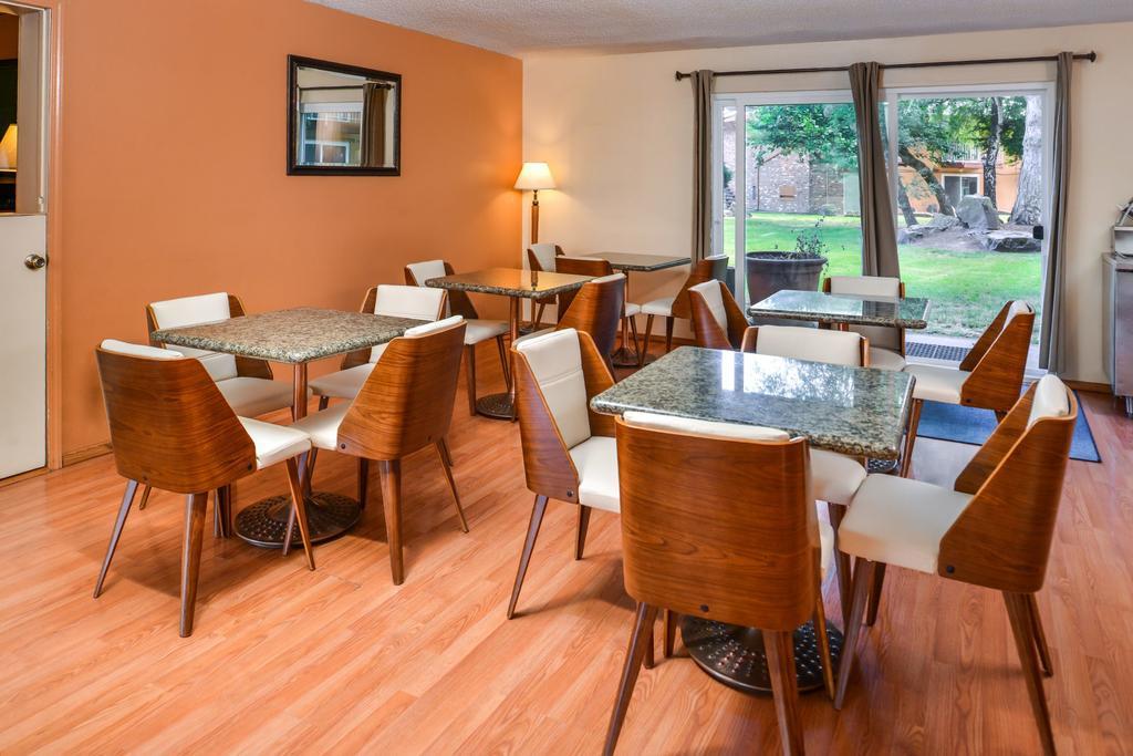 Sunrise Garden Suites Tukwila Εξωτερικό φωτογραφία