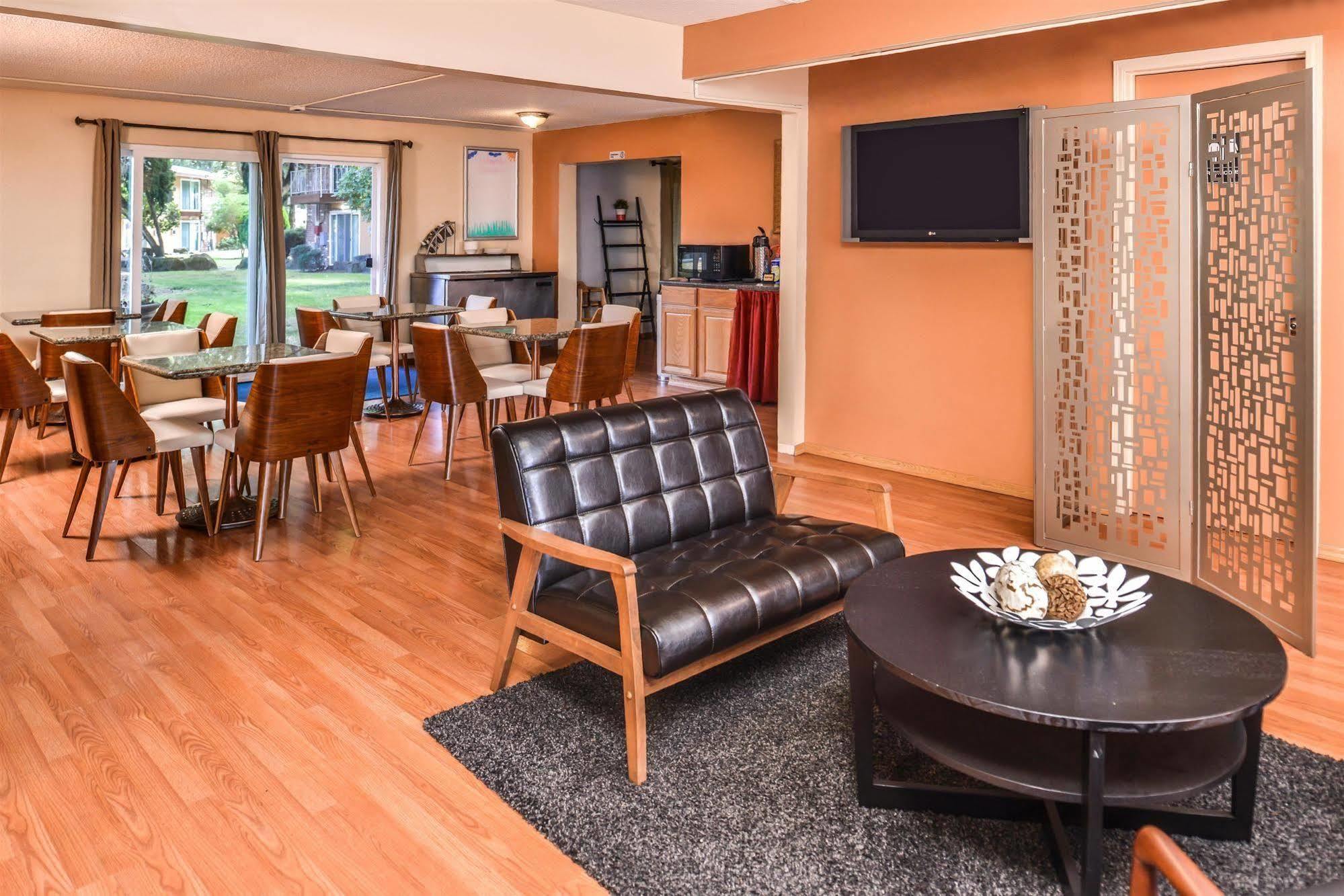 Sunrise Garden Suites Tukwila Εξωτερικό φωτογραφία