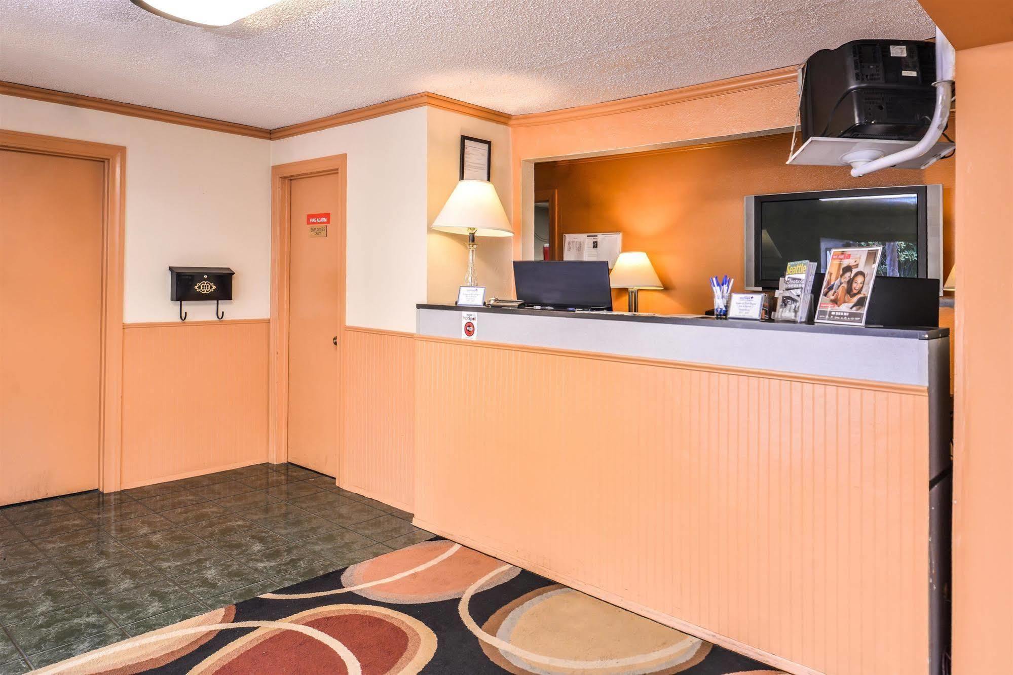 Sunrise Garden Suites Tukwila Εξωτερικό φωτογραφία