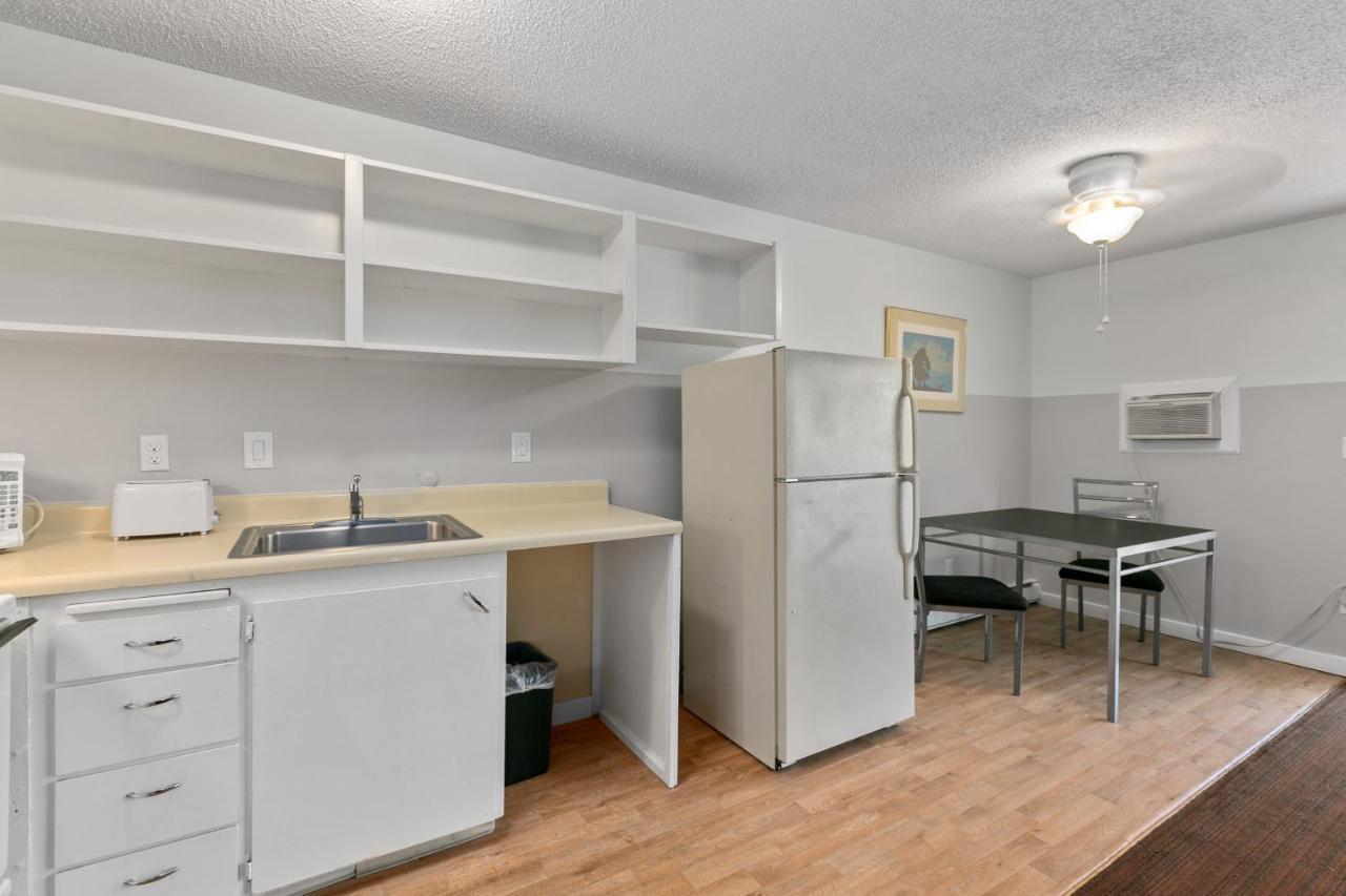Sunrise Garden Suites Tukwila Εξωτερικό φωτογραφία