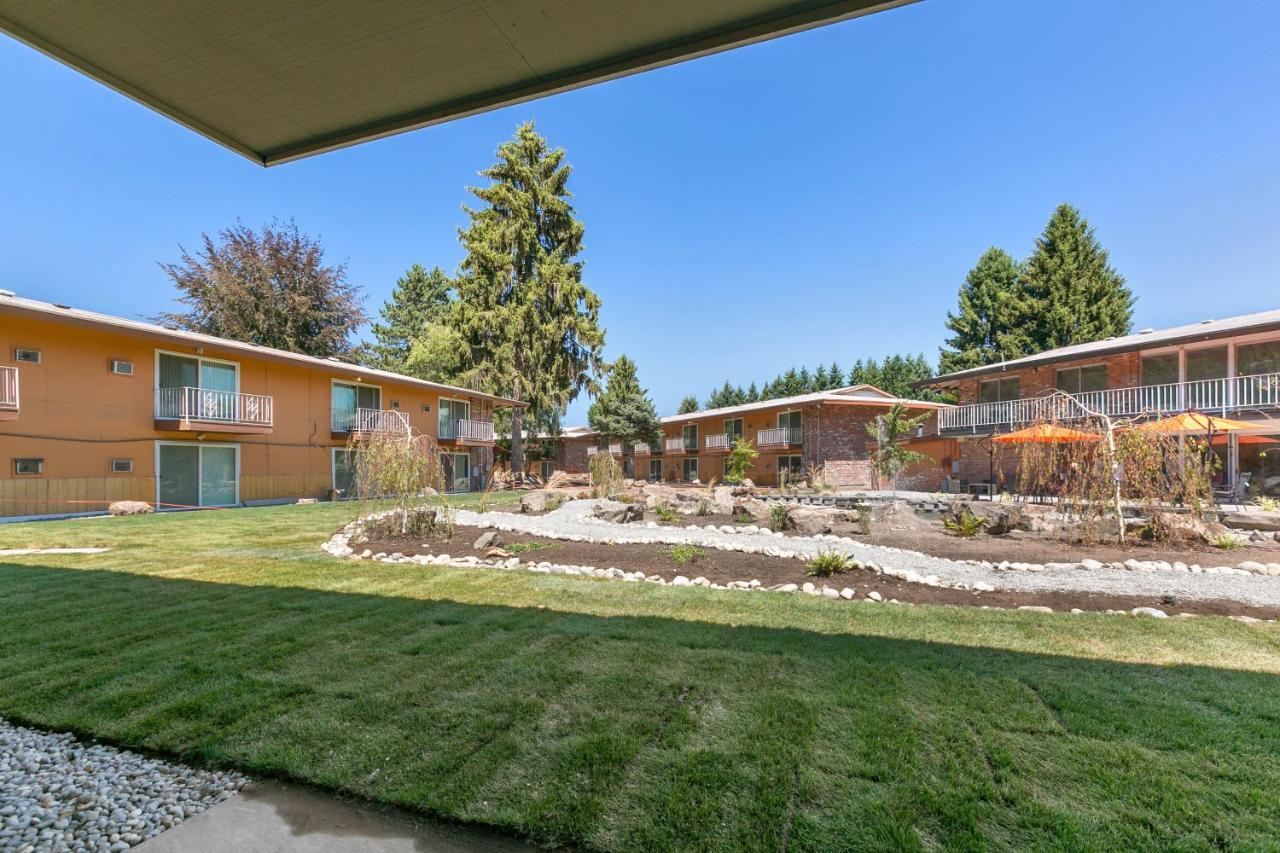 Sunrise Garden Suites Tukwila Εξωτερικό φωτογραφία